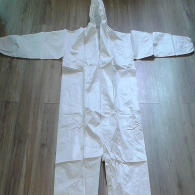 Revestimiento blanco desechable para atención médica con embalaje 1pc/bolsa