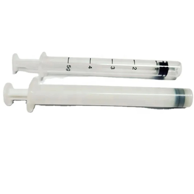 Aplicador vaginal blanco desechable de un solo uso con superficie lisa para una aplicación precisa