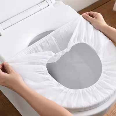 Cubiertas de asiento de inodoro disponibles impermeables para el hotel del viaje no tejido